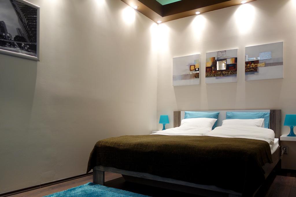 Vivid Csengery Apartment Budapest Szoba fotó